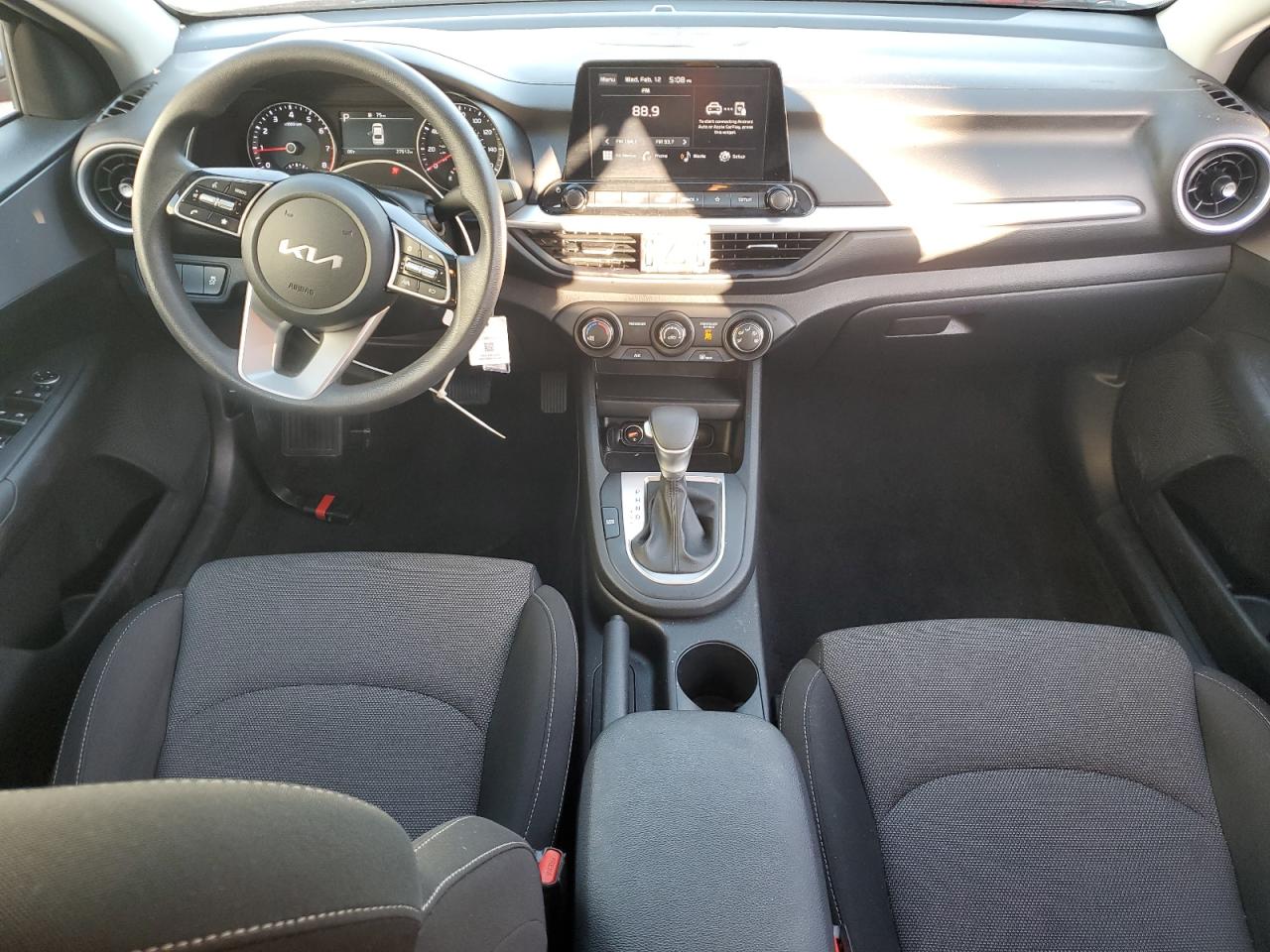 2024 Kia Forte - Image 8