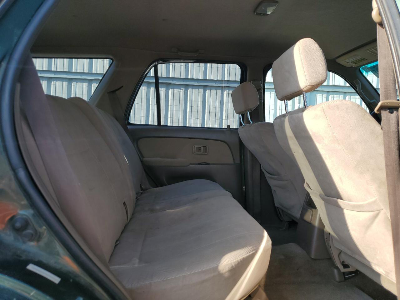 2002 Toyota 4Runner - Image 10