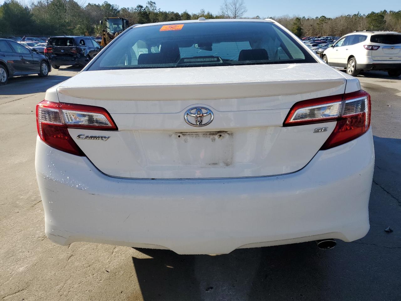 2012 Toyota Camry - Image 6