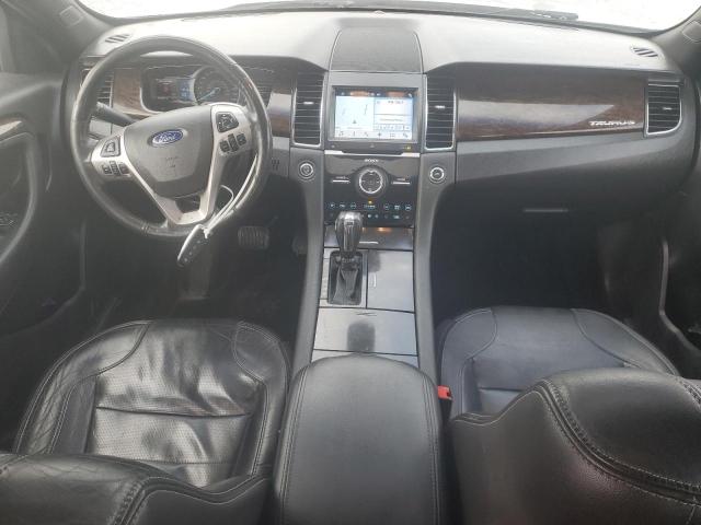 Sedans FORD TAURUS 2016 Srebrny