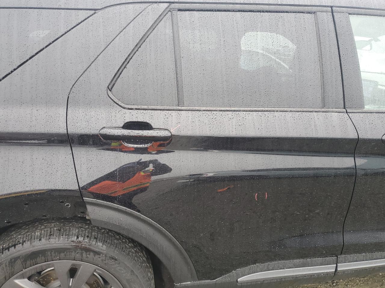 2022 Ford Explorer - Image 10
