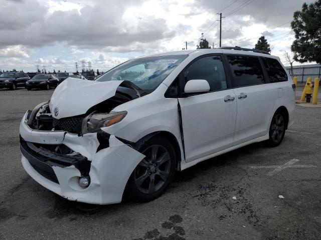 2016 Toyota Sienna Se