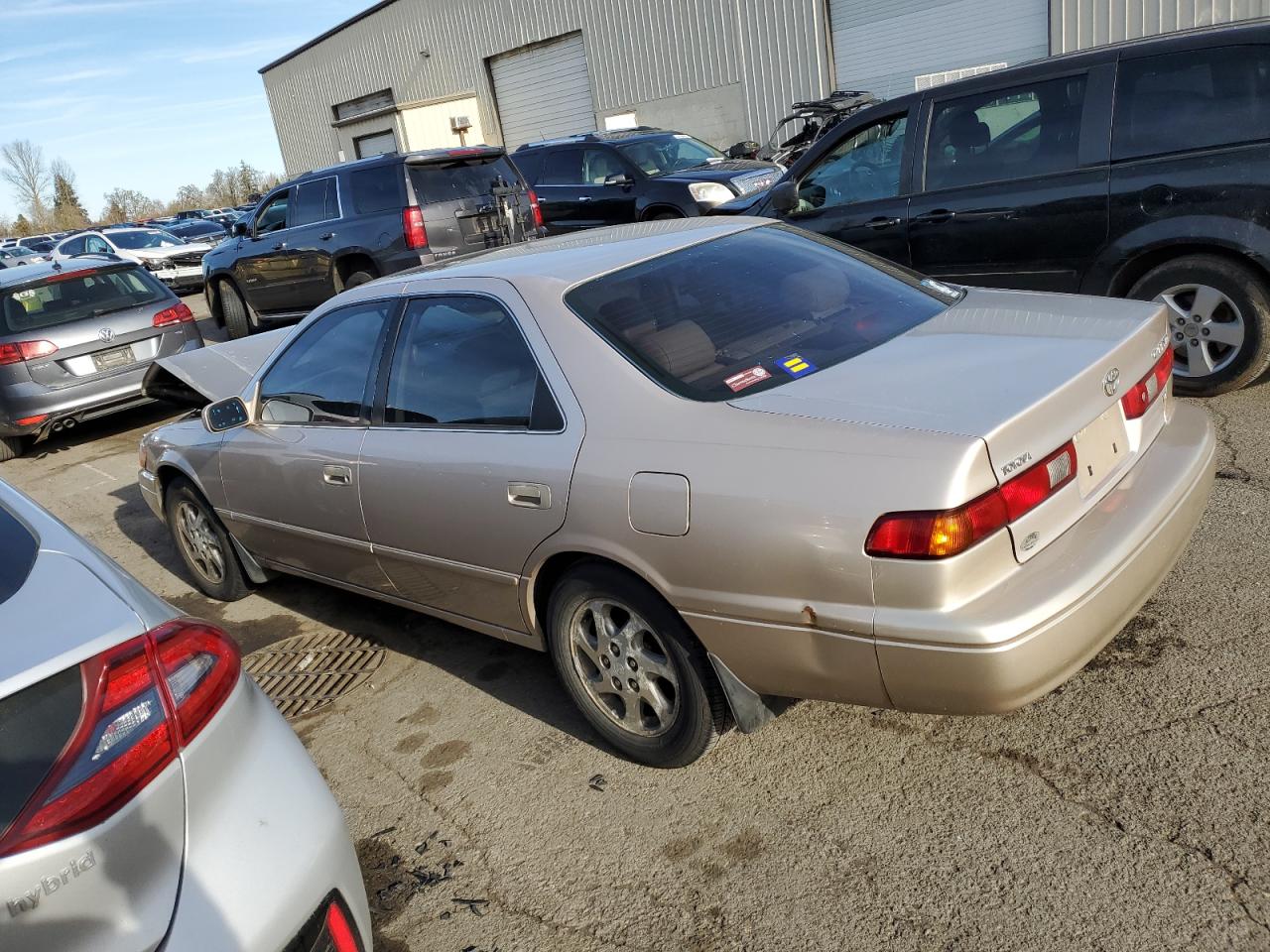 1997 Toyota Camry - Image 2