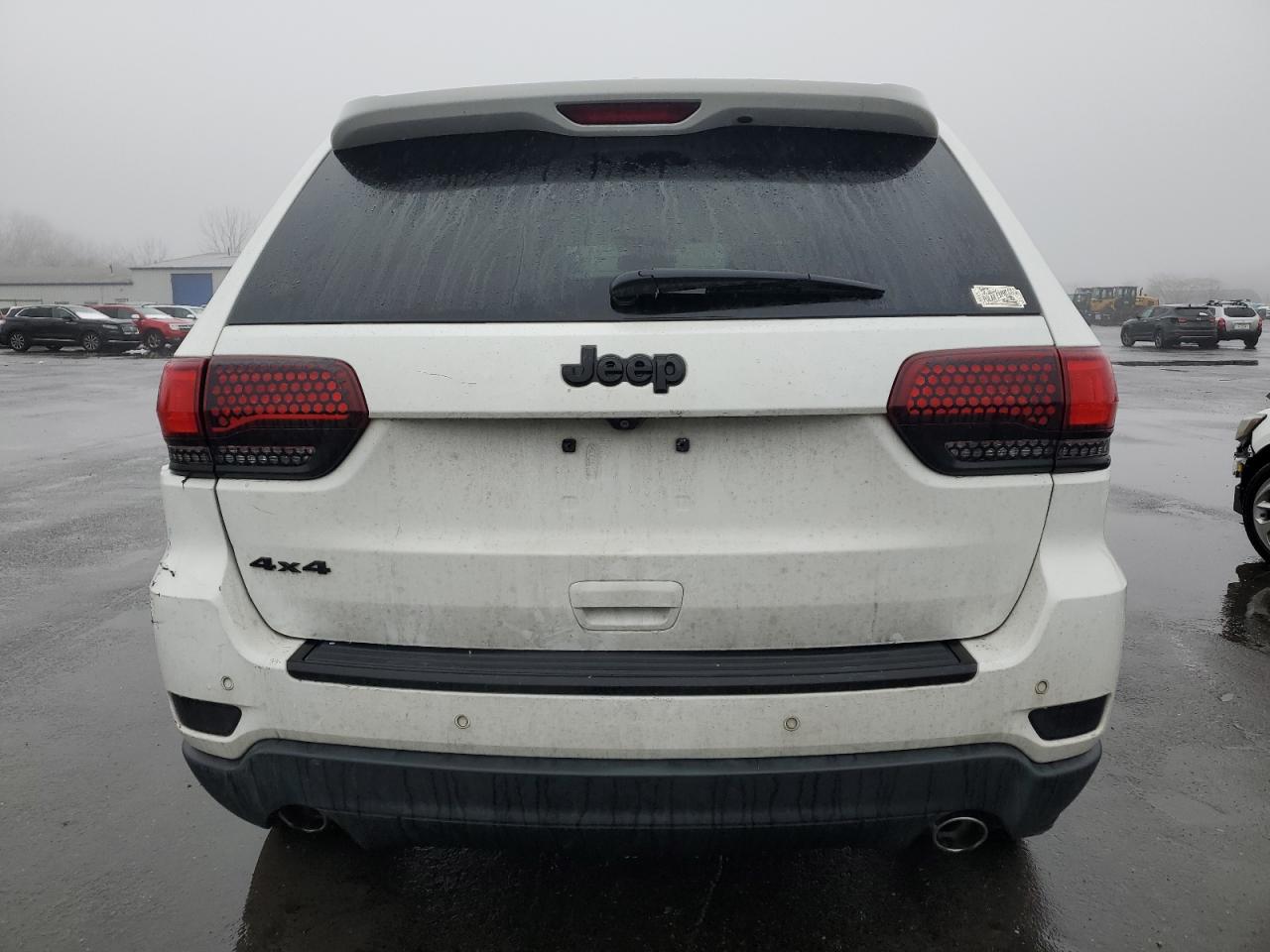 2015 Jeep Grand Cherokee - Image 6