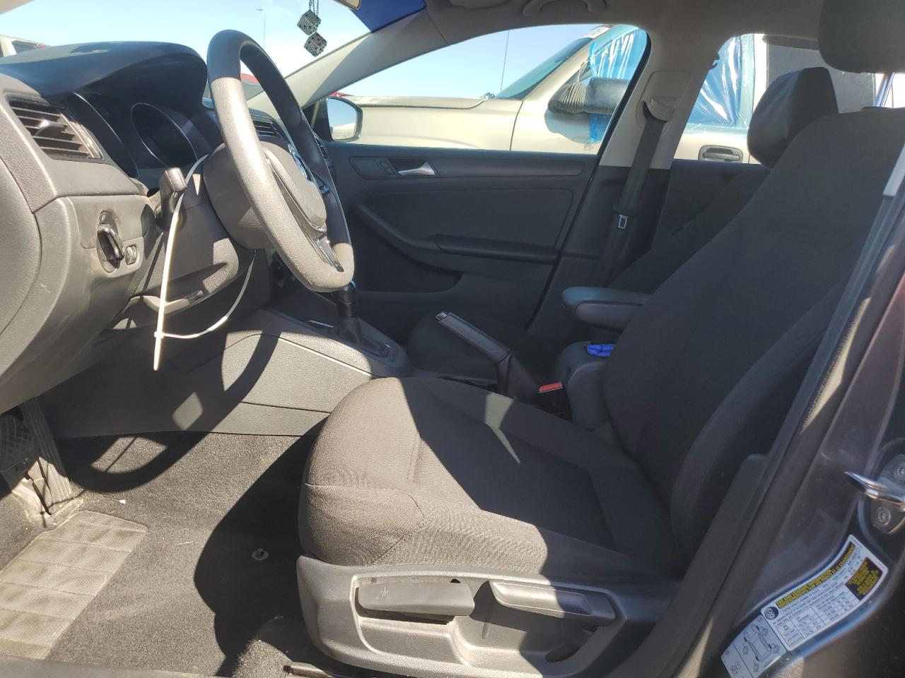 2016 Volkswagen Jetta - Image 7