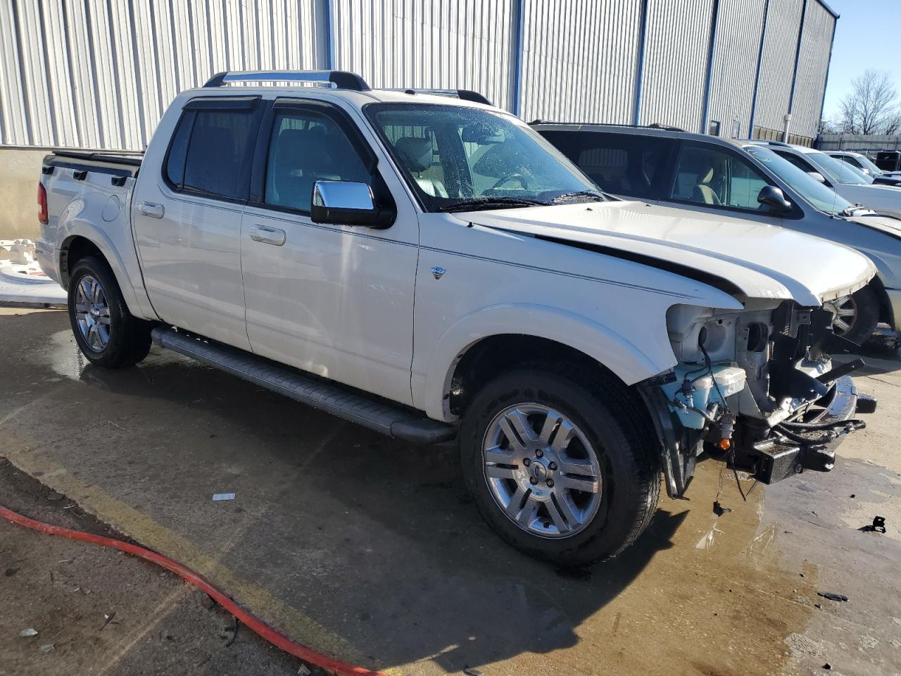 2008 Ford Explorer - Image 4