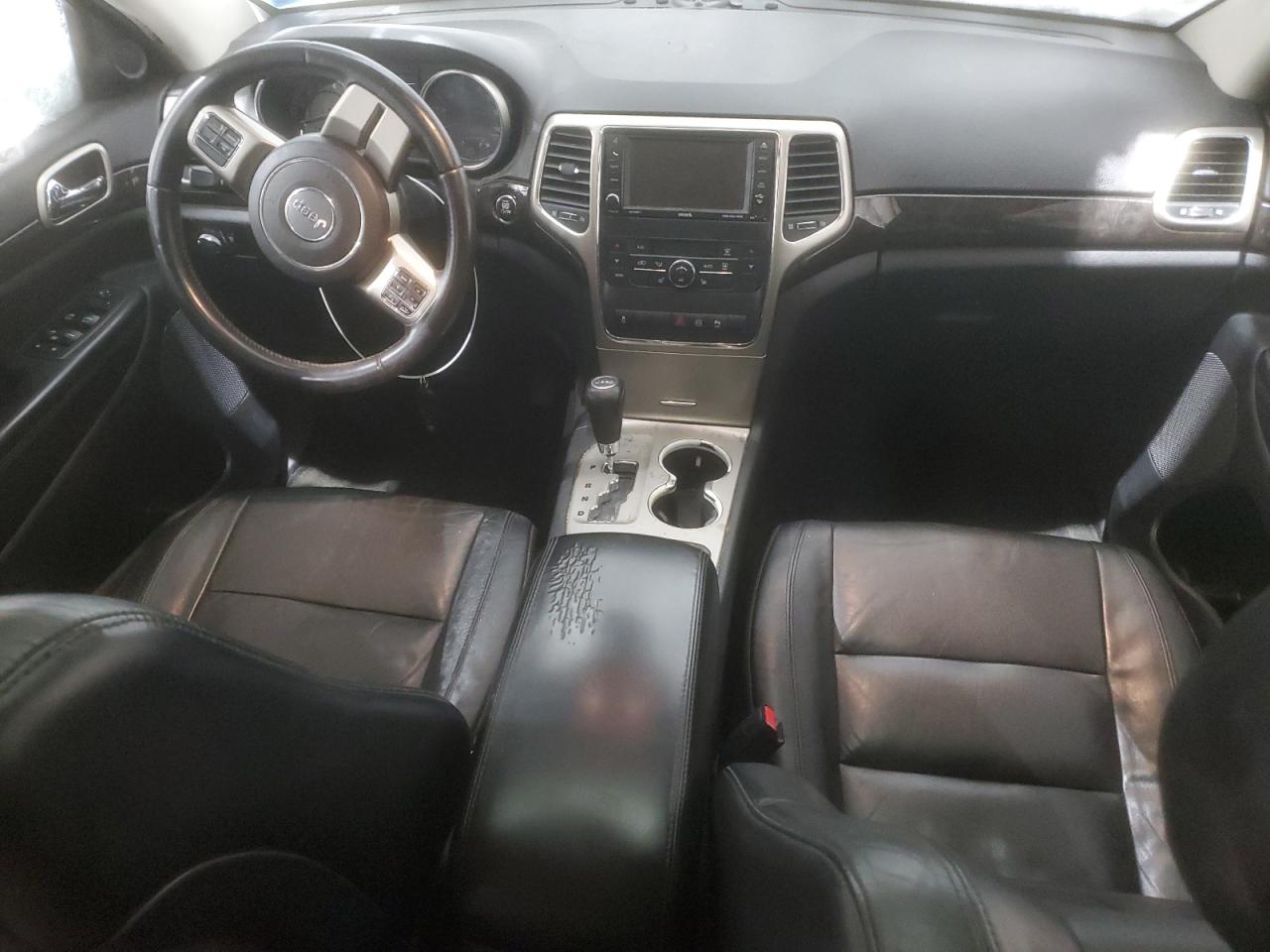 2012 Jeep Grand Cherokee - Image 8