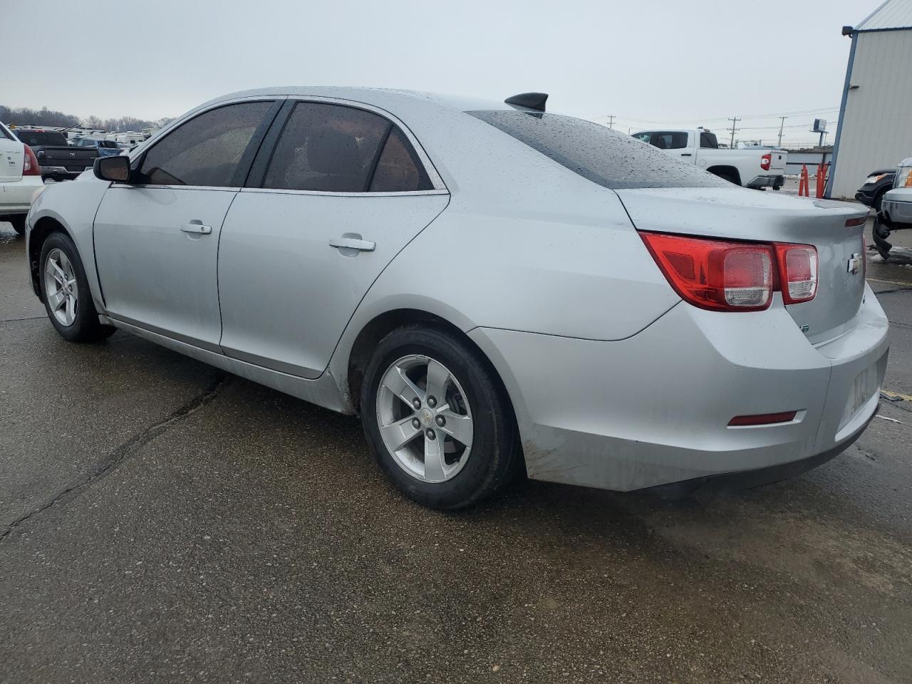 2015 Chevrolet Malibu - Image 2