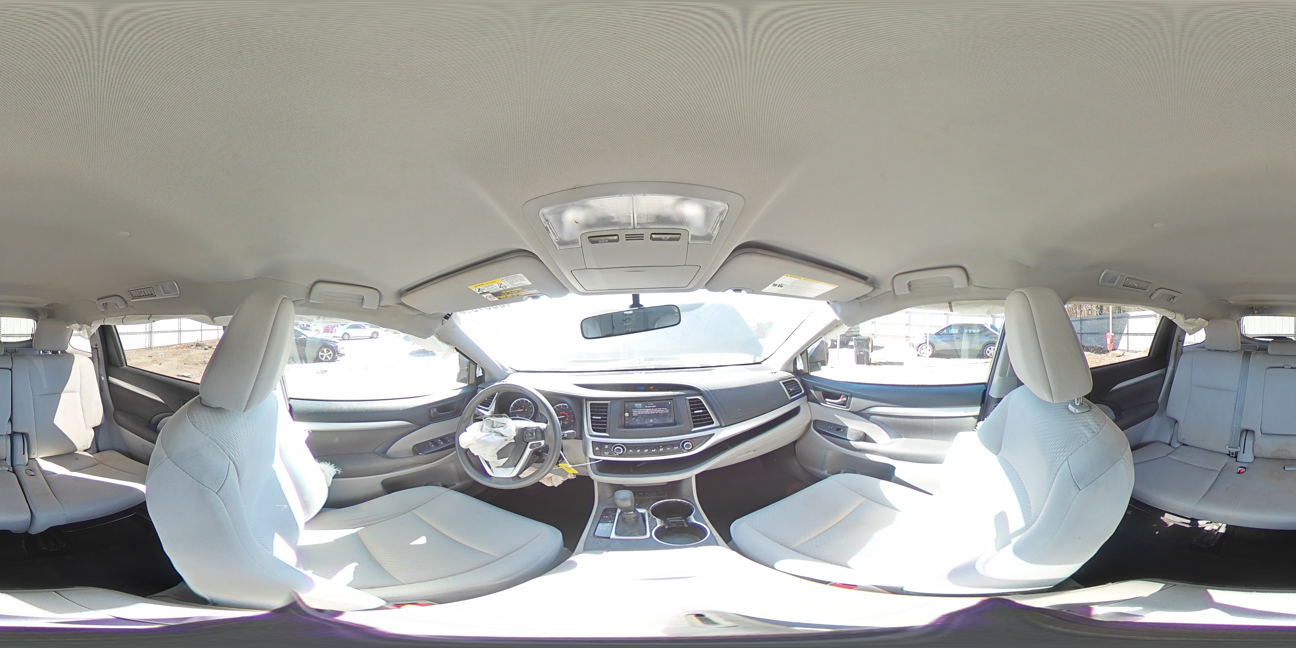 2016 Toyota Highlander - Image 15