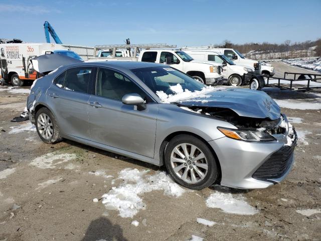  TOYOTA CAMRY 2018 Silver
