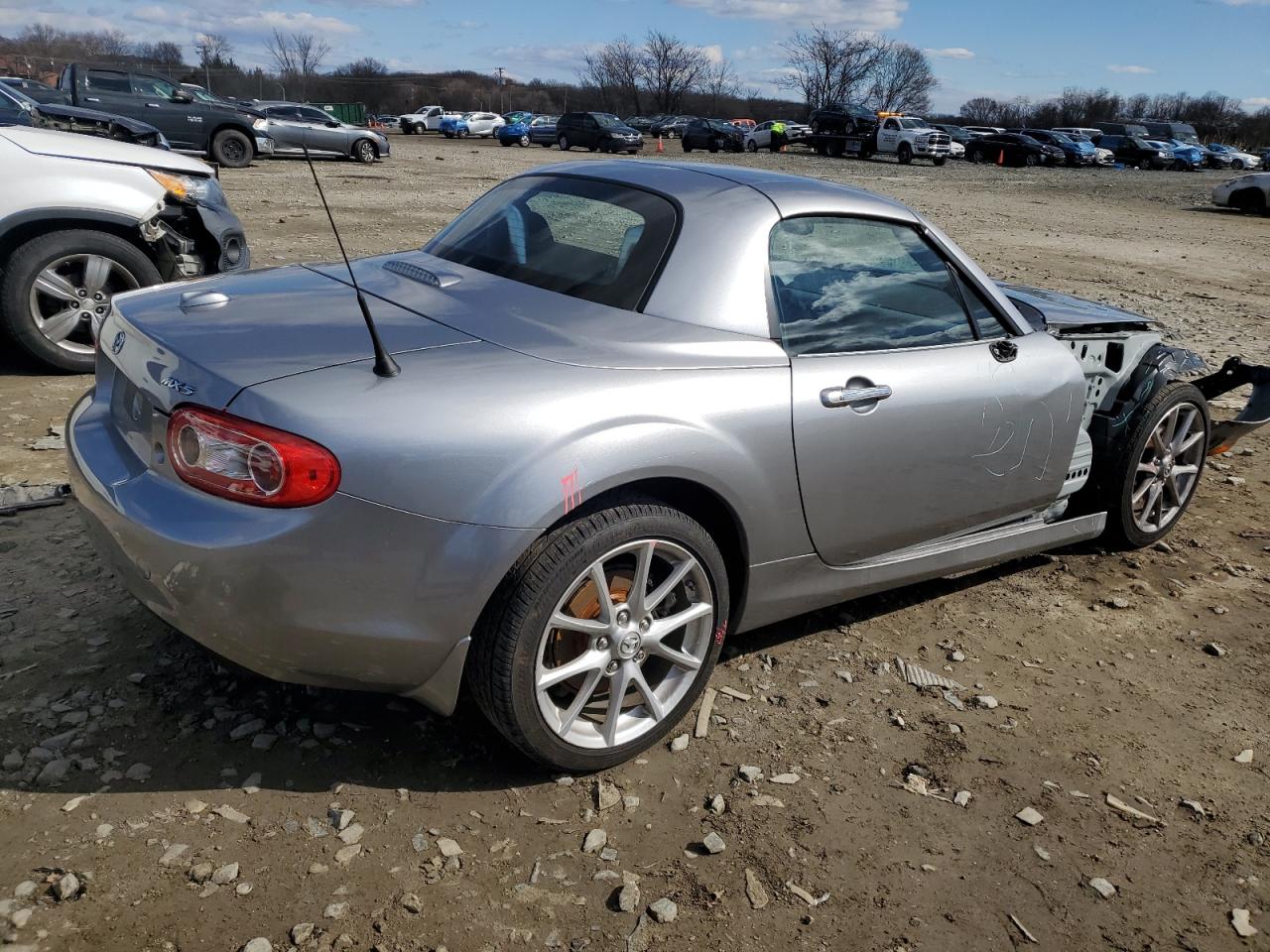 2010 Mazda MX-5 - Image 3