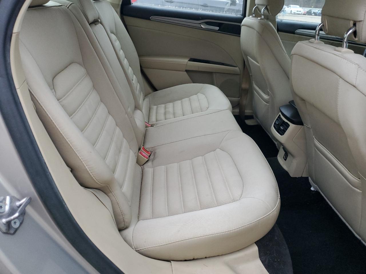 2015 Ford Fusion - Image 10