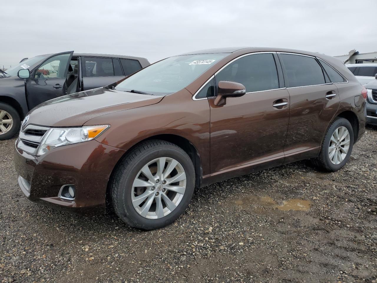 2013 Toyota Venza - Image 1