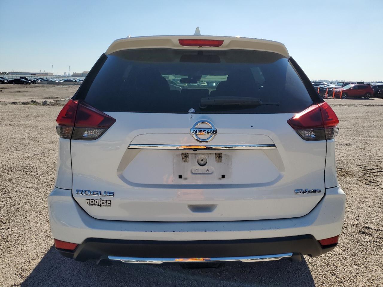 2020 Nissan Rogue - Image 6