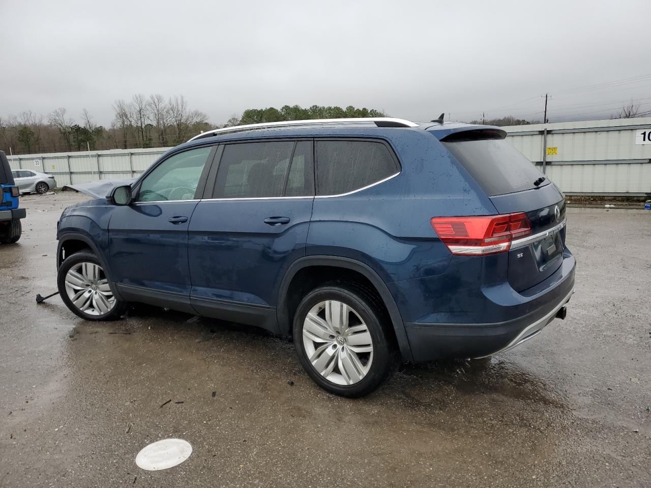 2019 Volkswagen Atlas - Image 2