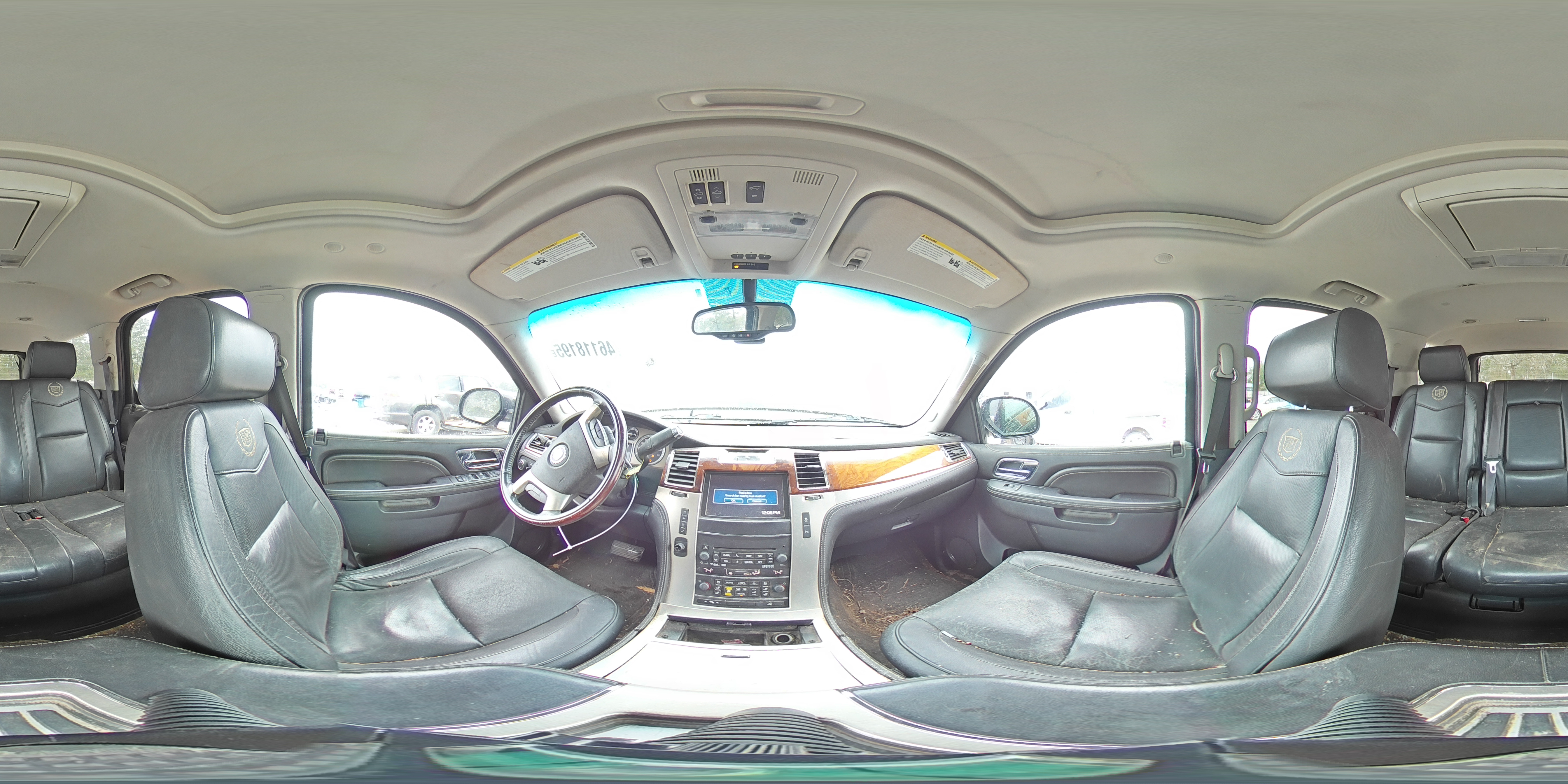2012 Cadillac Escalade - Image 16