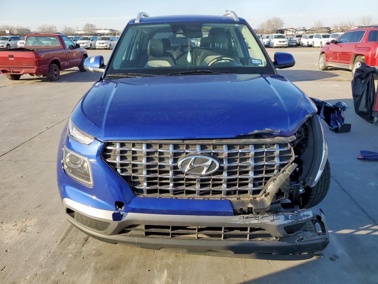 2021 Hyundai Venue - Image 5