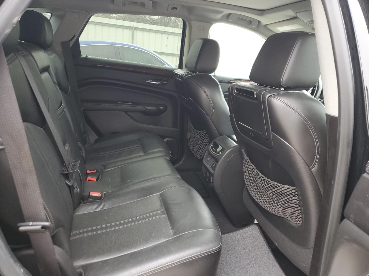 2015 Cadillac SRX - Image 11