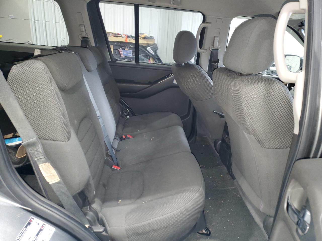 2008 Nissan Pathfinder - Image 11