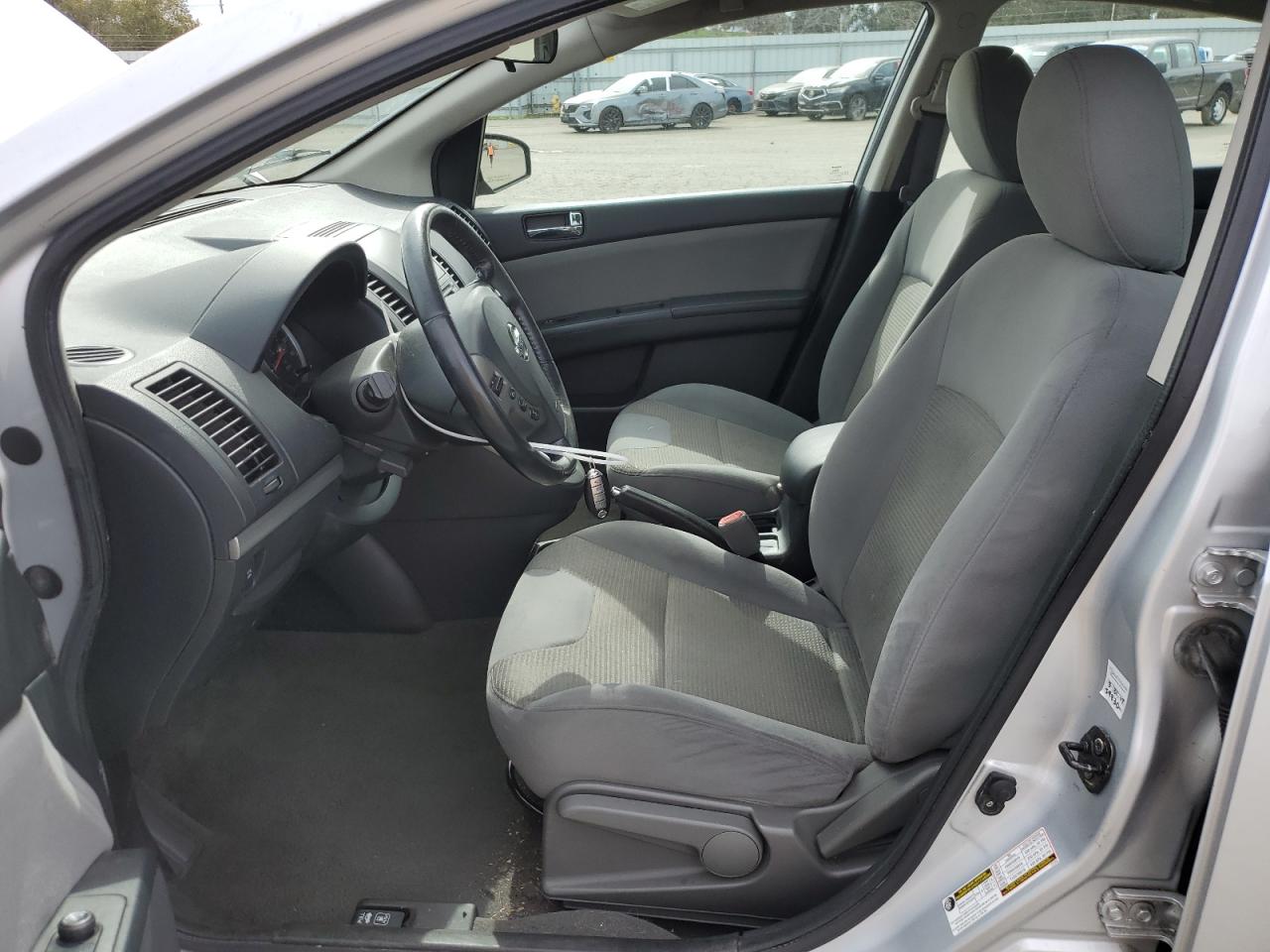 2011 Nissan Sentra - Image 7