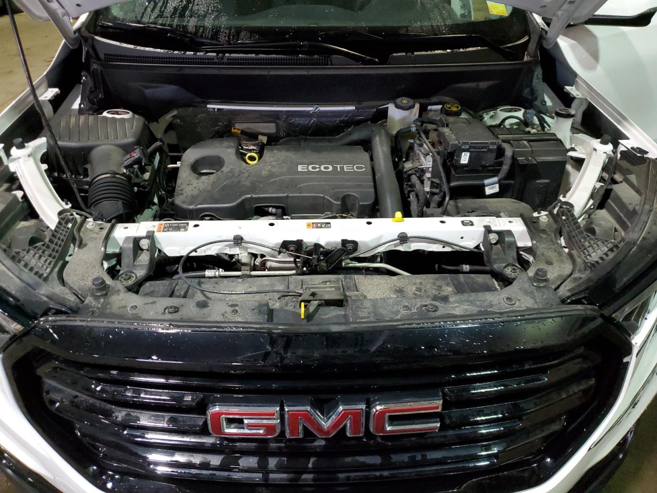 2022 GMC Terrain - Image 12