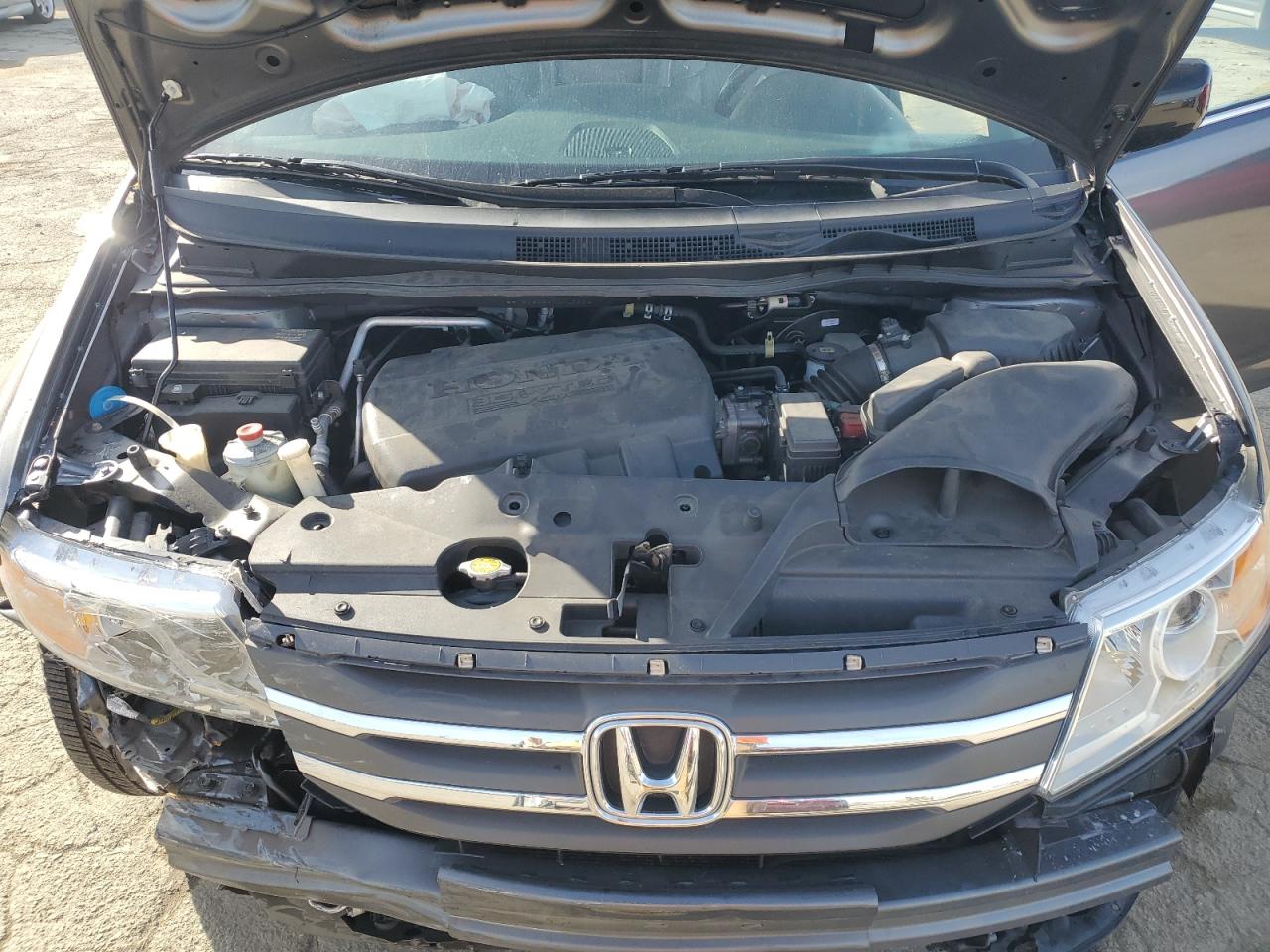 2012 Honda Odyssey - Image 13