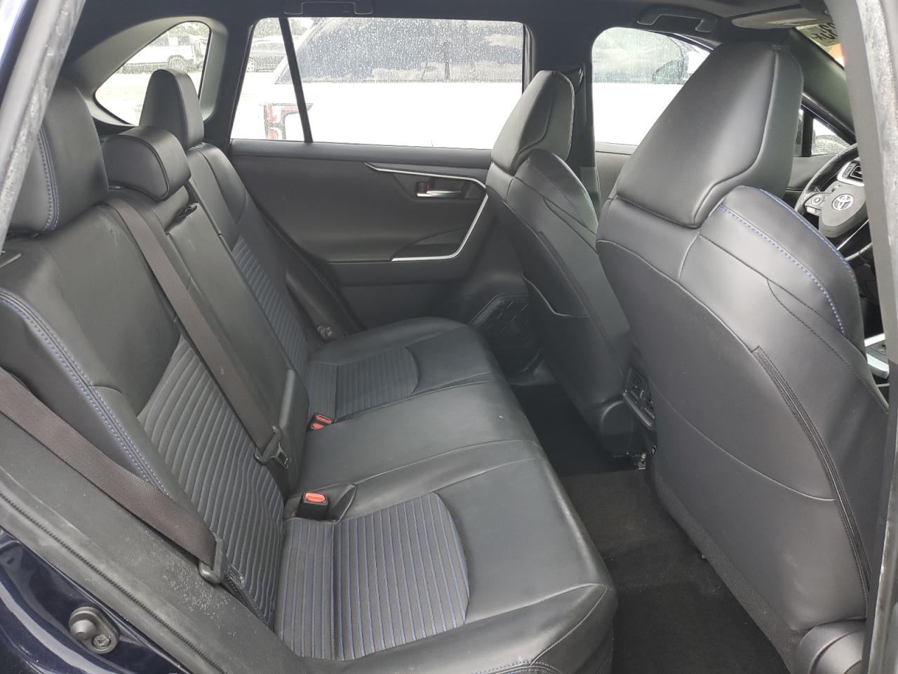2019 Toyota RAV 4 - Image 11
