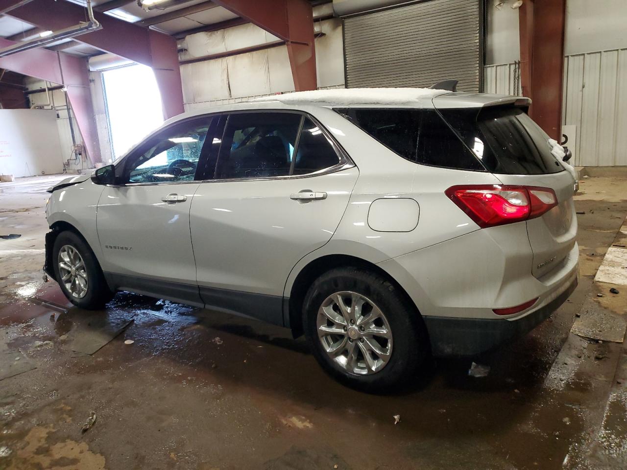 2018 Chevrolet Equinox - Image 2