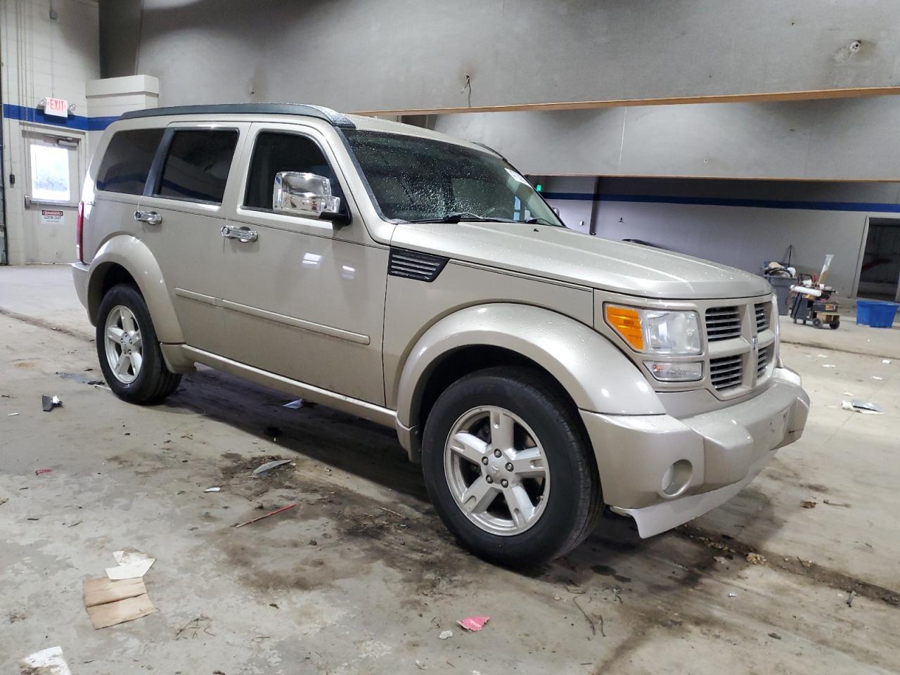 2010 Dodge Nitro - Image 4