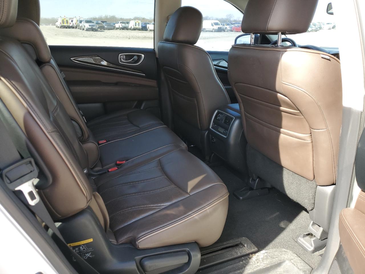 2015 Infiniti QX60 - Image 10