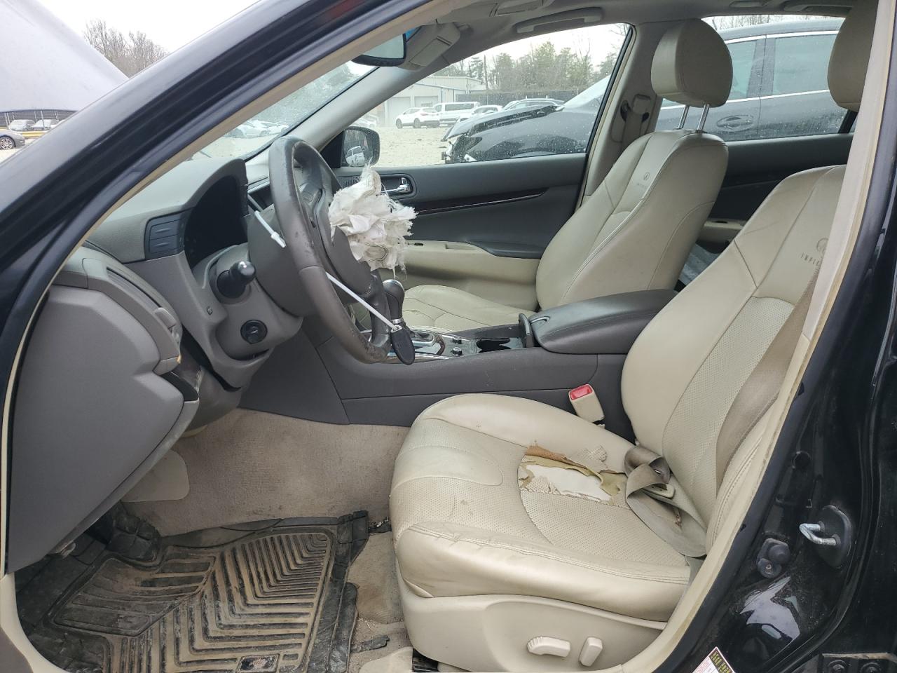 2011 Infiniti G - Image 7