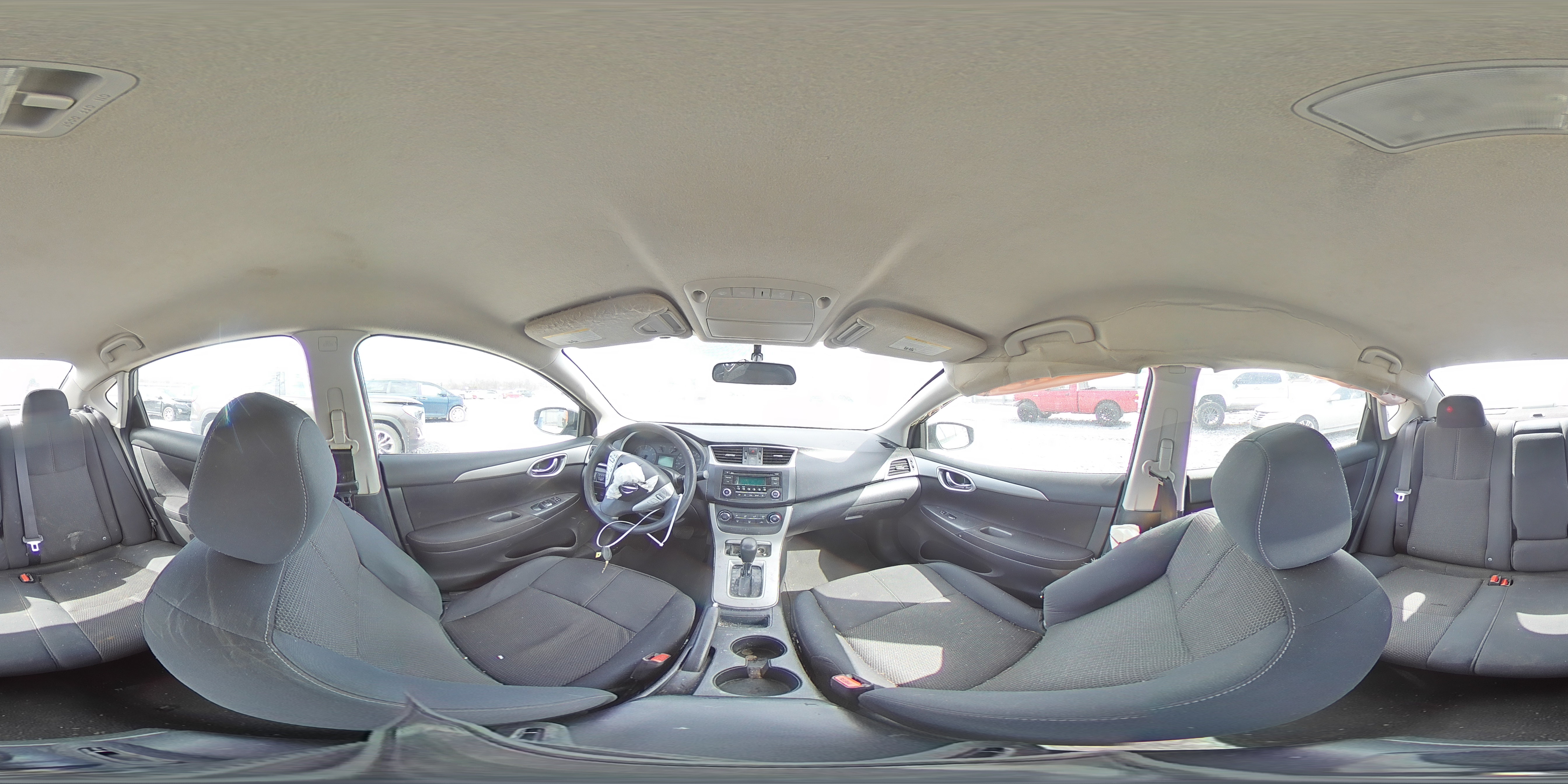 2015 Nissan Sentra - Image 13