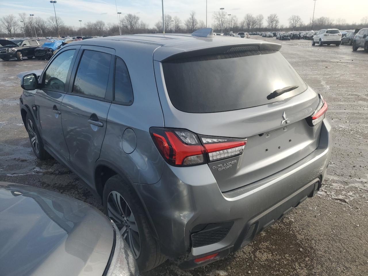 2024 Mitsubishi Outlander - Image 2