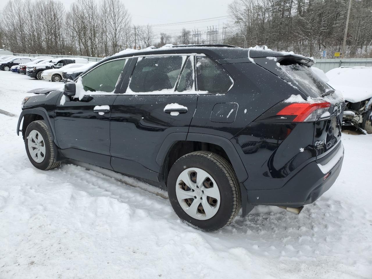 2019 Toyota RAV 4 - Image 2