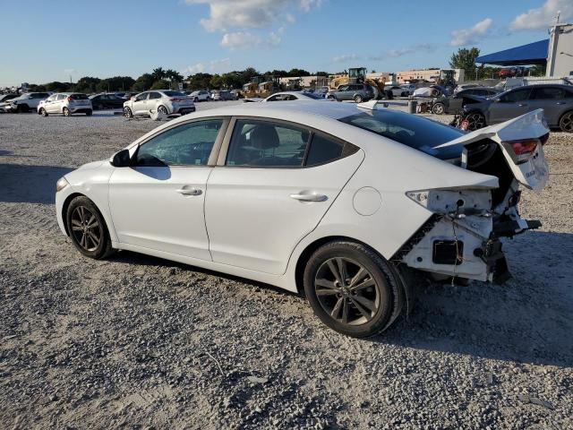  HYUNDAI ELANTRA 2018 Biały