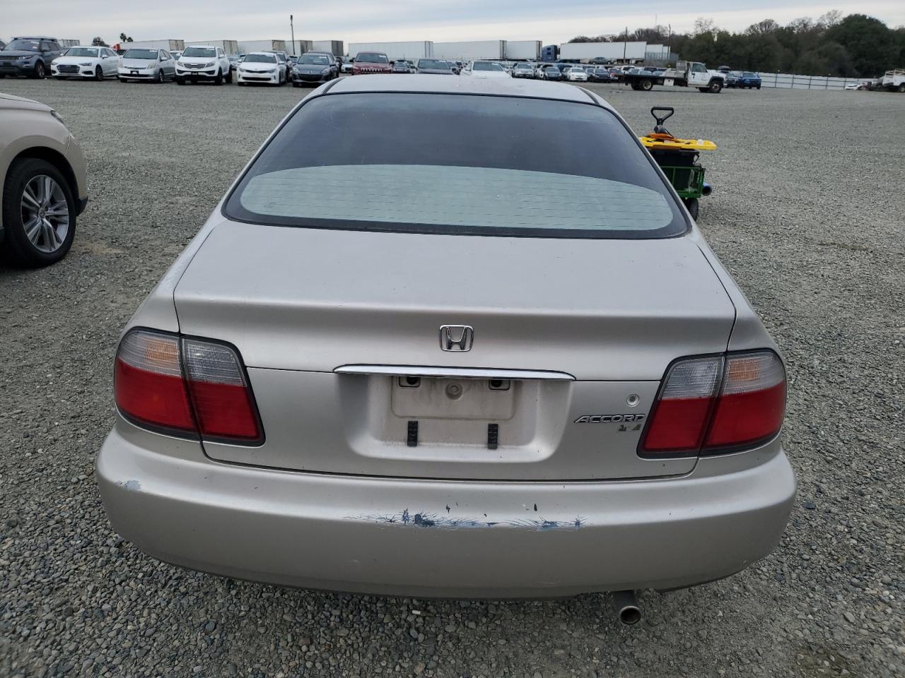 1996 Honda Accord - Image 6
