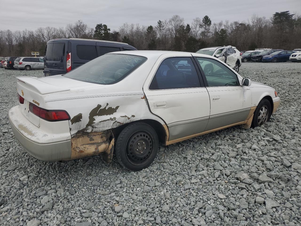 1997 Toyota Camry - Image 3