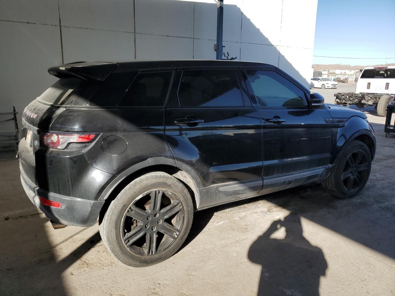 2012 Land Rover Range Rover - Image 3