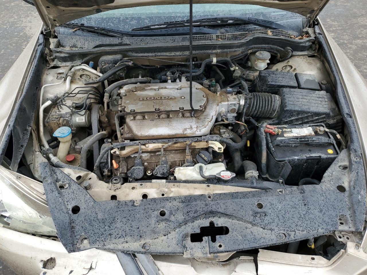 2003 Honda Accord - Image 13