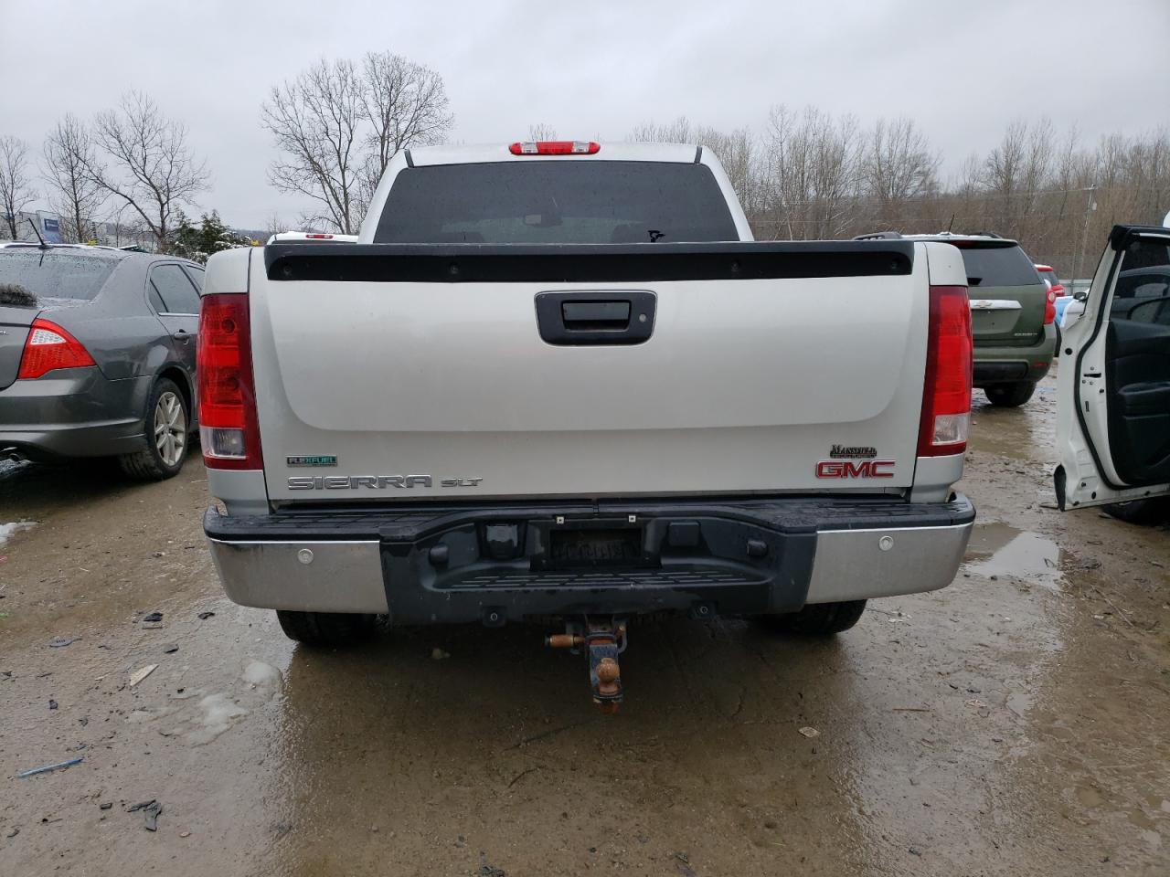 2011 GMC Sierra - Image 6
