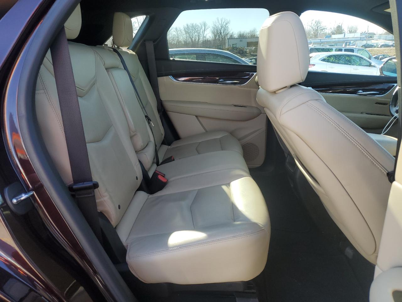 2017 Cadillac XT5 - Image 11
