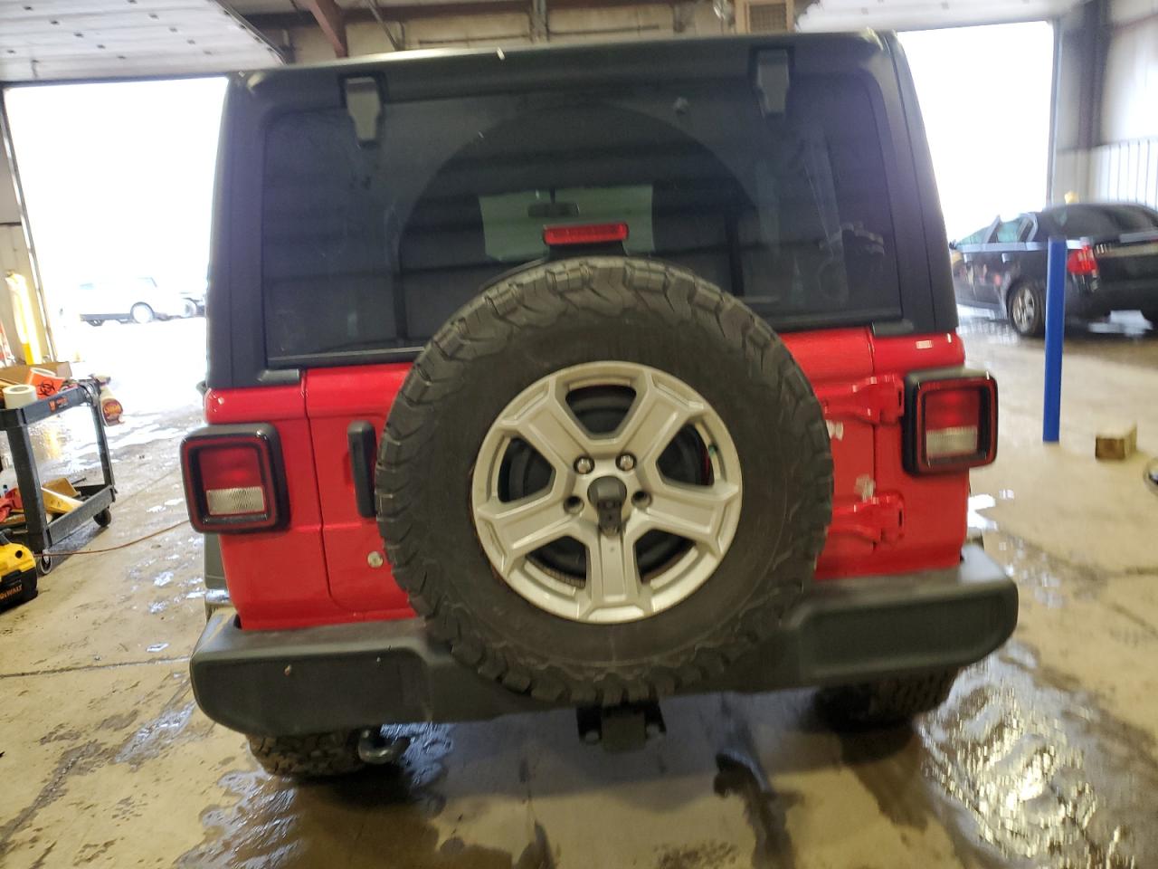 2018 Jeep Wrangler - Image 6
