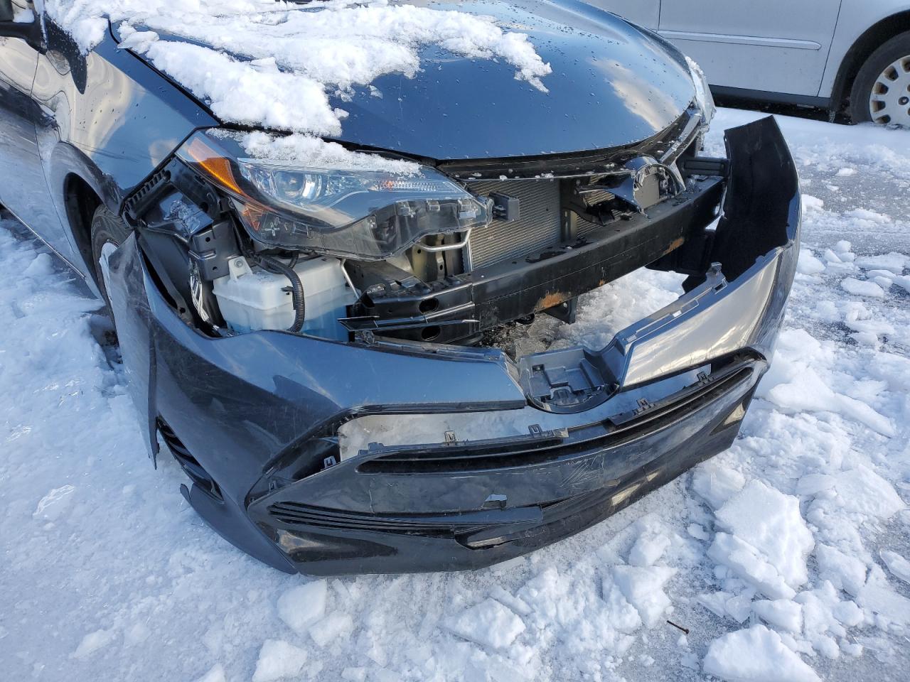 2018 Toyota Corolla - Image 12