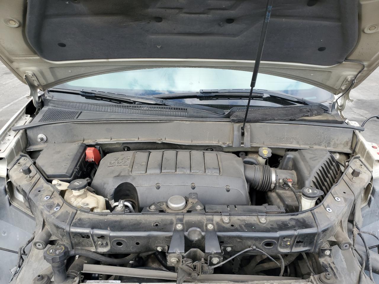 2014 Chevrolet Traverse - Image 12