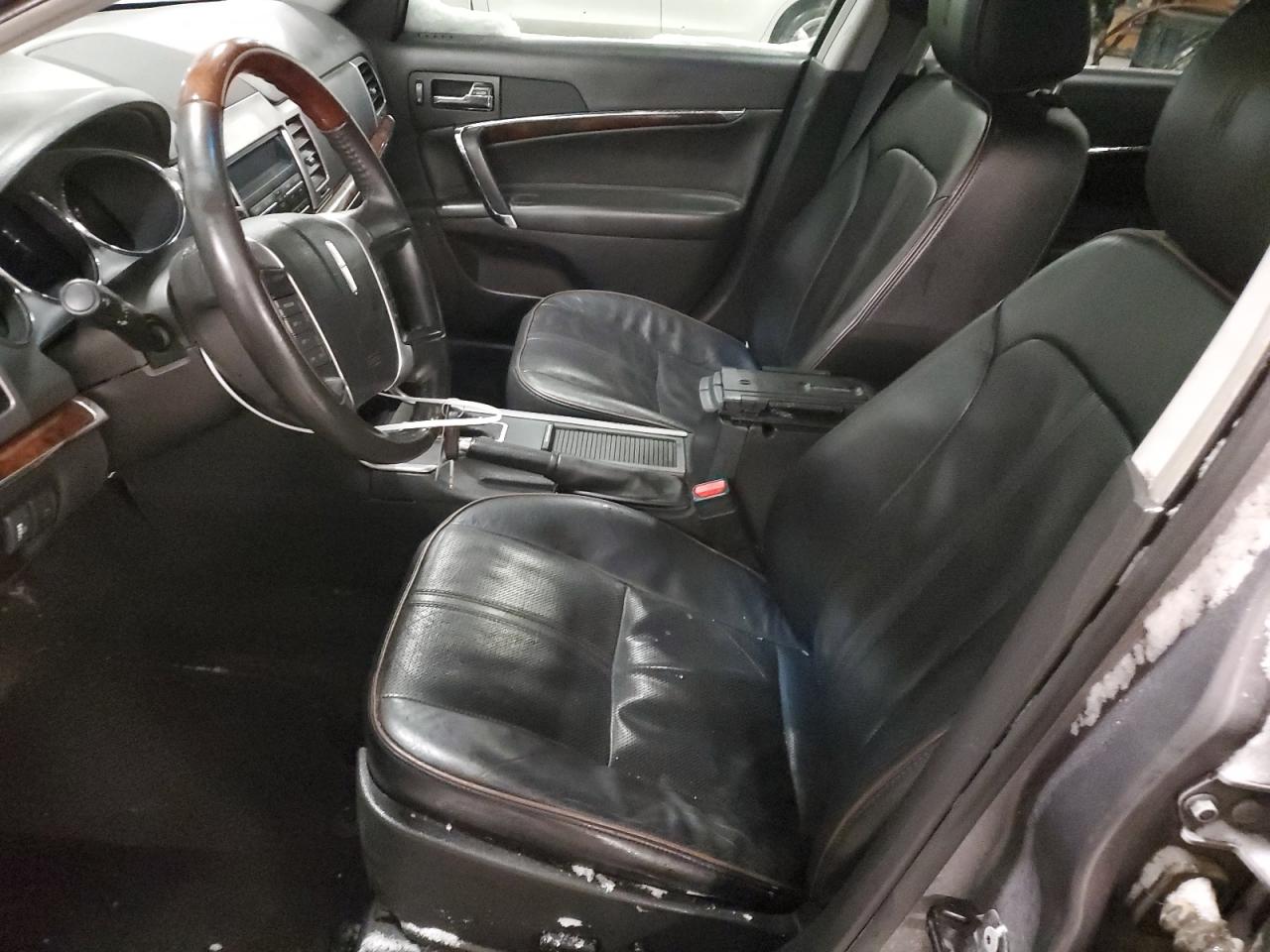 2012 Lincoln MKZ - Image 7