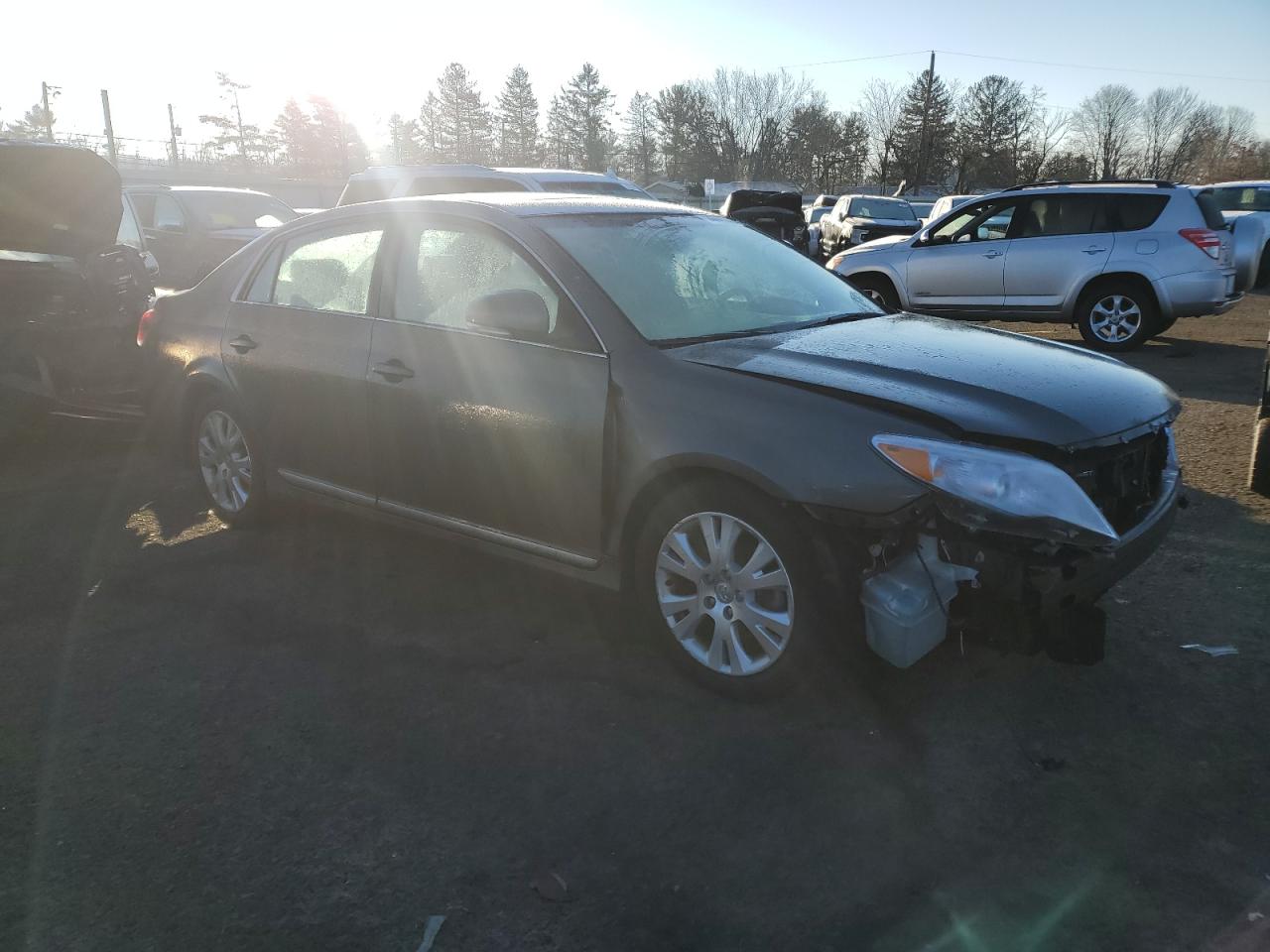 2011 Toyota Avalon - Image 4