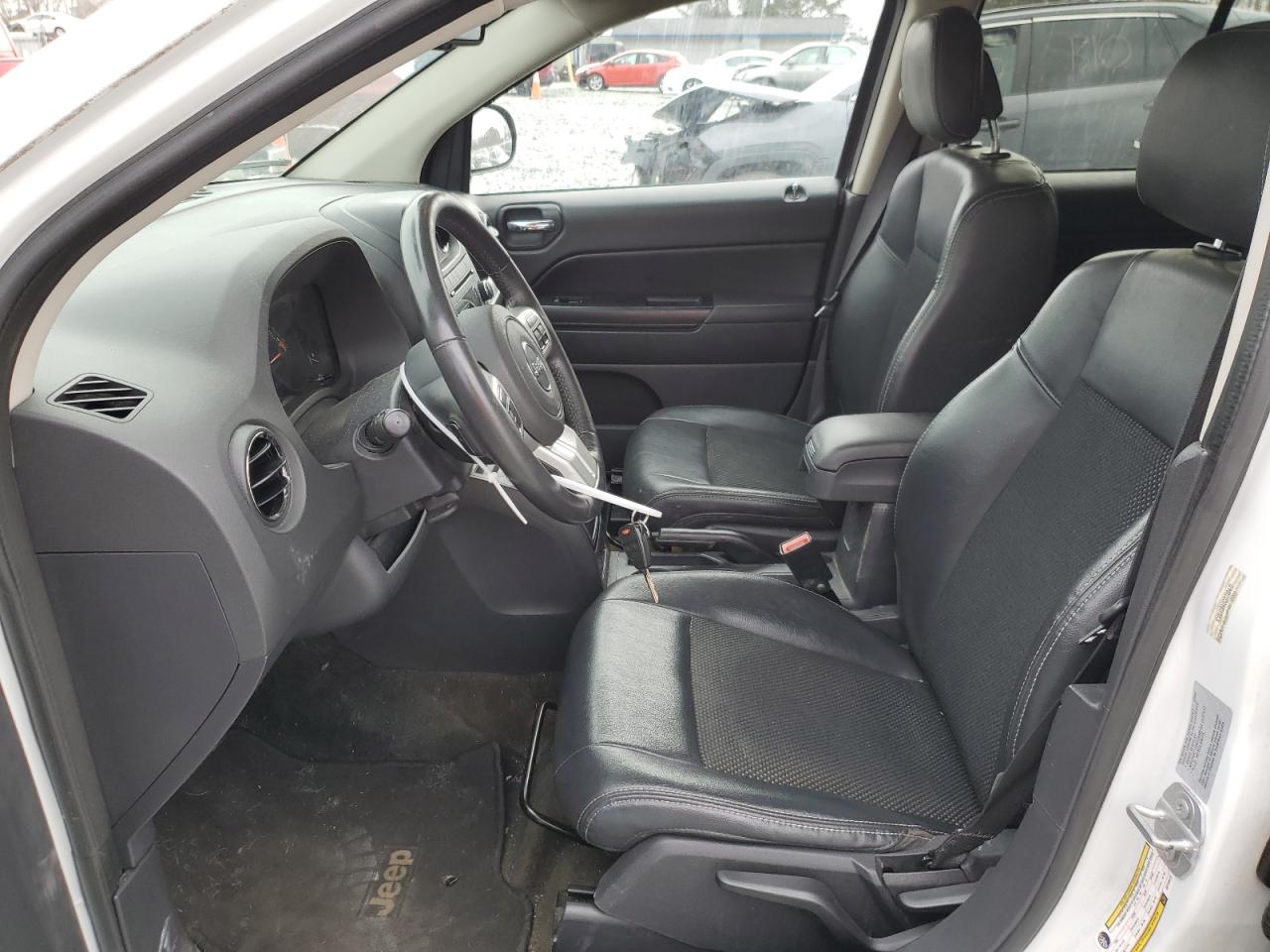 2016 Jeep Compass - Image 7