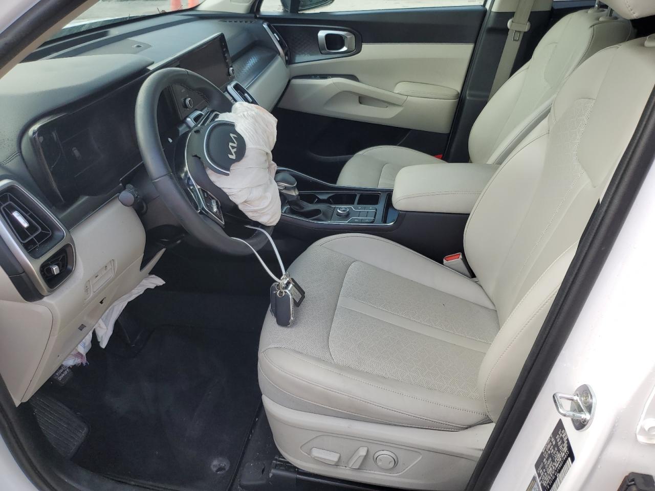 2022 Kia Sorento - Image 7
