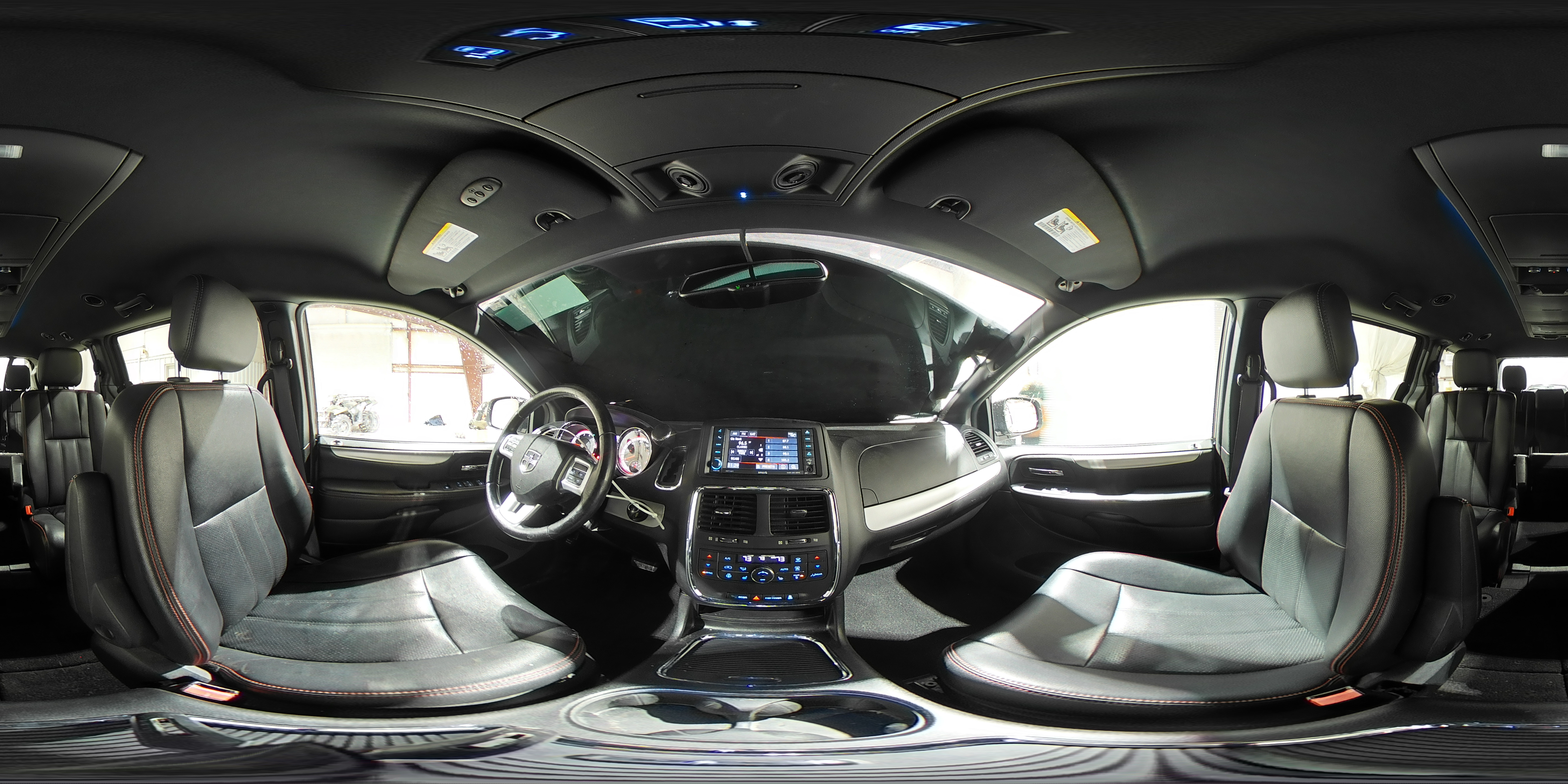 2017 Dodge Caravan - Image 15