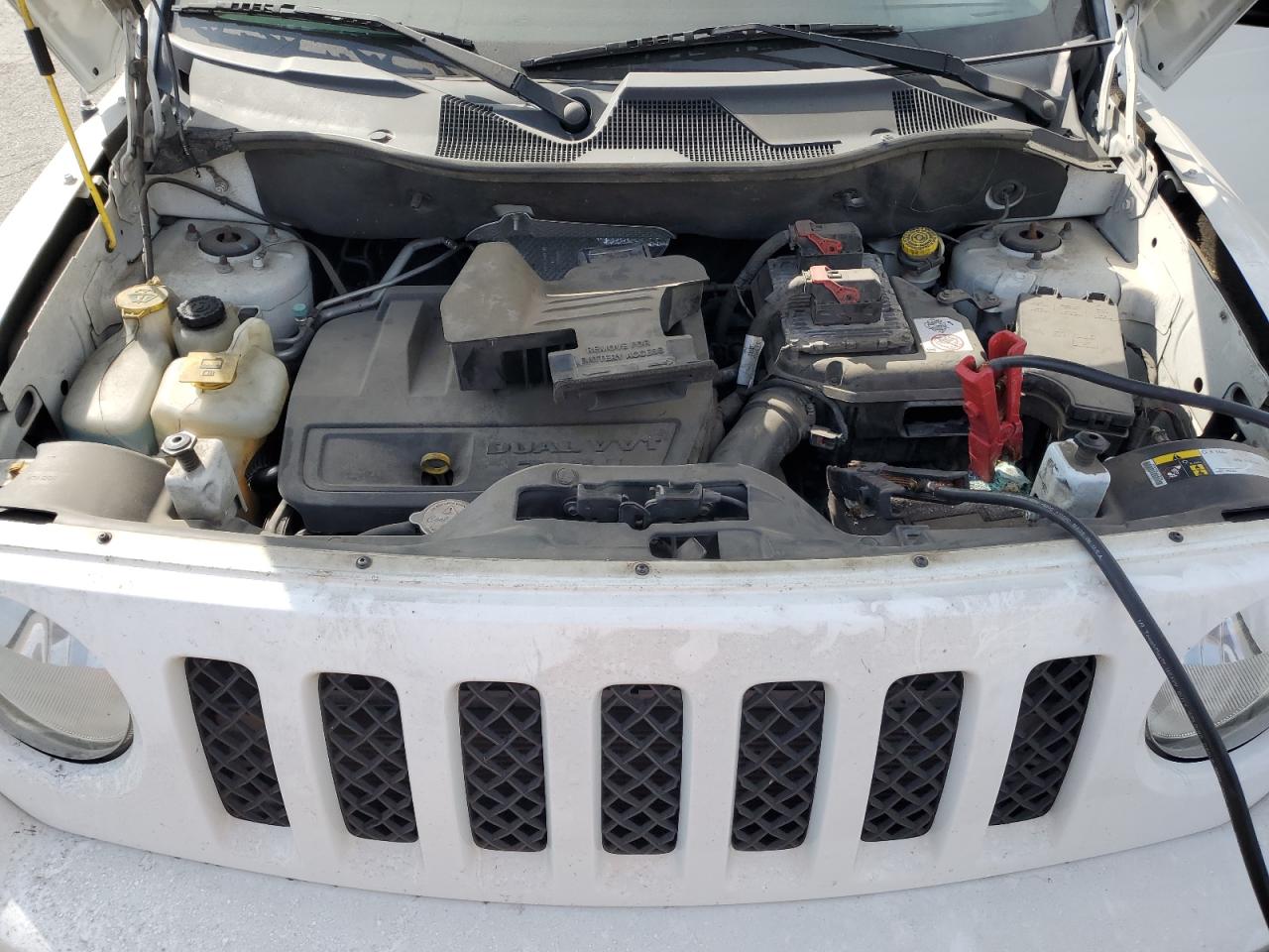 2016 Jeep Liberty (Patriot) - Image 12